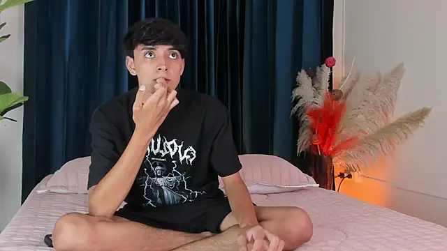 Snapshot of Jack_Noir chatting on September 13, 2025, 1:22 pm Jack Noir online show from September 13, 2025, 1:22 pm