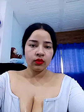 Snapshot of Emmy__ chatting on October 22, 2025, 7:46 pm Emmy   online show from October 22, 2025, 7:46 pm