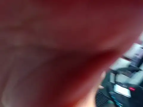 Snapshot of Gigi_Glase chatting on September 15, 2025, 8:53 pm Gigi Glase online show from September 15, 2025, 8:53 pm