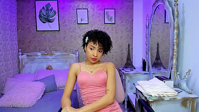 Lucia jane online show from October 22, 2025, 7:46 pm