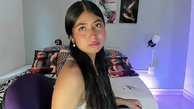 KimTayloor1 online show from November 11, 2025, 7:41 pm