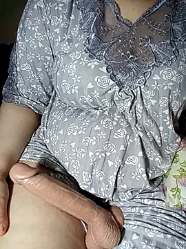 Aomtiz8 online show from April 6, 2026, 1:12 pm