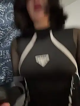 aliciia 23 online show from October 30, 2025, 4:11 am