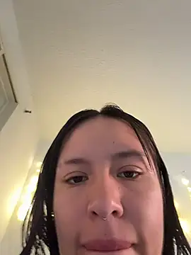 aliciia 23 online show from December 15, 2025, 9:53 pm