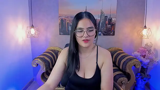 Snapshot of Laura_janne chatting on October 1, 2025, 1:26 pm Laura janne online show from October 1, 2025, 1:26 pm