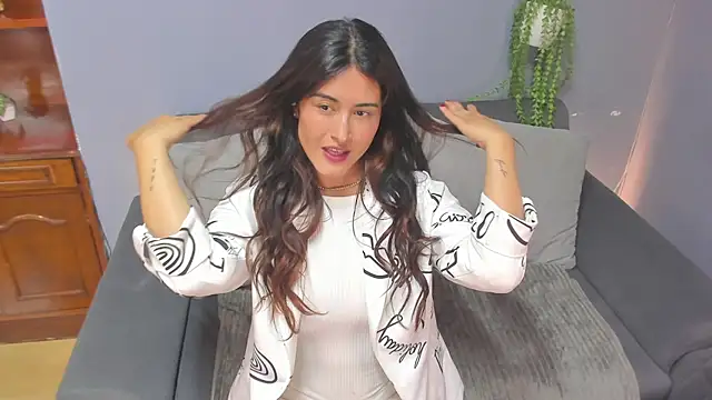 Snapshot of MeridaFox_ chatting on September 30, 2025, 6:47 pm MeridaFox online show from September 30, 2025, 6:47 pm