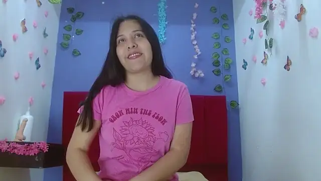 azahara cameroncm online show from October 21, 2025, 4:01 am