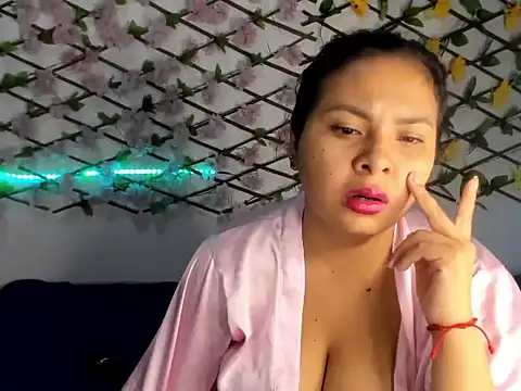 Snapshot of lizz_star chatting on October 1, 2025, 7:51 pm lizz star online show from October 1, 2025, 7:51 pm