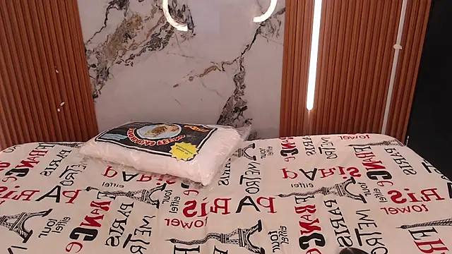 Snapshot of tiffany_lee6 chatting on December 3, 2025, 12:26 pm tiffany lee6 online show from December 3, 2025, 12:26 pm