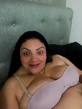 Snapshot of tiffany_Johnson1 chatting on December 4, 2025, 1:26 am tiffany Johnson1 online show from December 4, 2025, 1:26 am