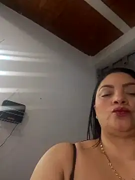 tiffany Johnson1 online show from May 24, 2026, 12:21 am