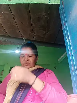 Manavi x online show from June 18, 2026, 1:37 am