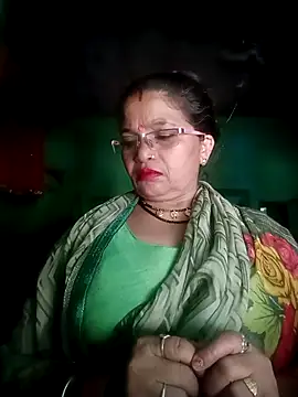 Snapshot of Manavi_x chatting on October 9, 2025, 10:27 am Manavi x online show from October 9, 2025, 10:27 am