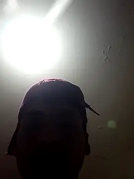 Bebicho14 online show from April 19, 2026, 3:18 am