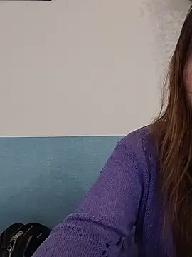 Lovelyanan online show from November 4, 2025, 6:17 am