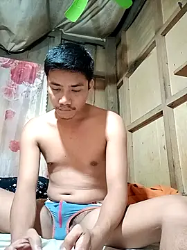 Snapshot of Hottie_pinoy21 chatting on September 16, 2025, 6:09 pm Hottie pinoy21 online show from September 16, 2025, 6:09 pm