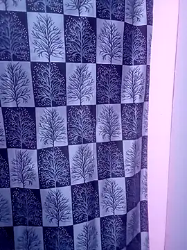 Snapshot of seema_rani68 chatting on October 18, 2025, 6:04 am seema rani68 online show from October 18, 2025, 6:04 am