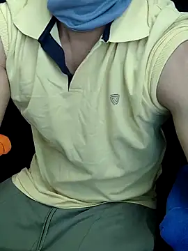 Snapshot of chocolate_alone chatting on October 29, 2025, 6:01 am chocolate alone online show from October 29, 2025, 6:01 am