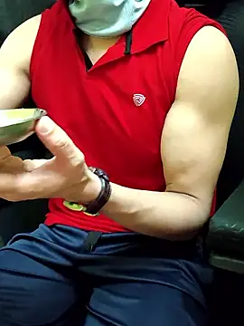 Snapshot of chocolate_alone chatting on November 19, 2025, 8:36 am chocolate alone online show from November 19, 2025, 8:36 am