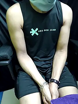 Snapshot of chocolate_alone chatting on November 17, 2025, 8:18 am chocolate alone online show from November 17, 2025, 8:18 am