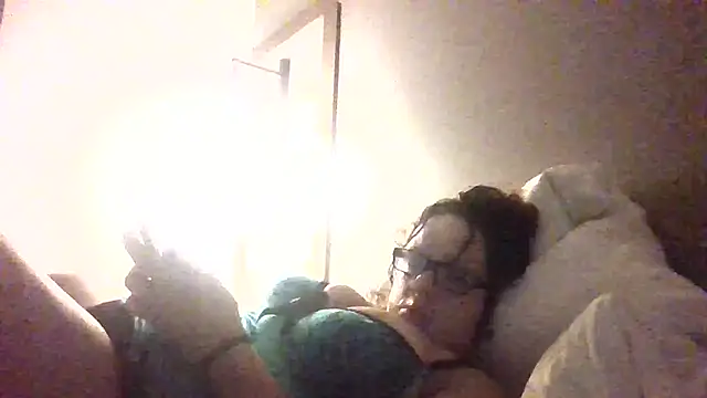 Snapshot of Rosalee2 chatting on September 26, 2025, 8:21 am Rosalee2 online show from September 26, 2025, 8:21 am