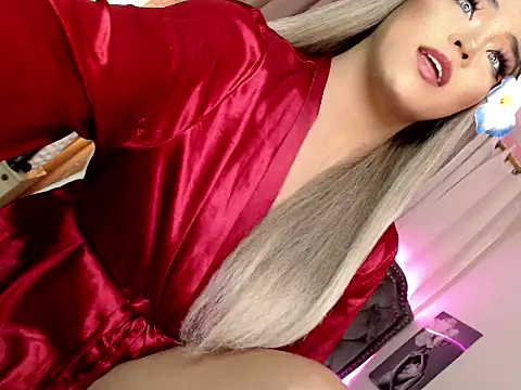 Snapshot of Heaven_Cock chatting on November 10, 2025, 12:43 pm Heaven Cock online show from November 10, 2025, 12:43 pm