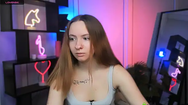 Snapshot of mila_glow1 chatting on December 3, 2025, 12:26 pm mila glow1 online show from December 3, 2025, 12:26 pm