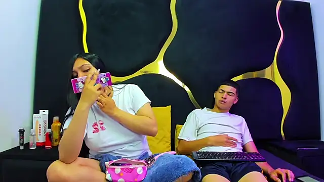 ClioandDemeteer online show from October 12, 2025, 4:36 am