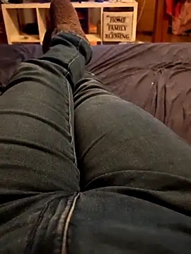 Snapshot of Horny_mummy chatting on December 2, 2025, 5:25 pm Horny mummy online show from December 2, 2025, 5:25 pm