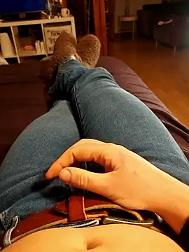 Horny mummy online show from January 5, 2026, 8:01 pm