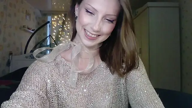 RuxaShade online show from December 3, 2025, 11:20 am