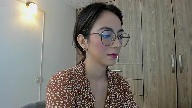 Snapshot of horny_adiction chatting on September 18, 2025, 1:36 pm horny adiction online show from September 18, 2025, 1:36 pm