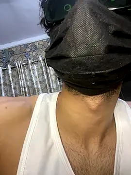 SIZZLER 1100 online show from September 23, 2025, 10:17 pm