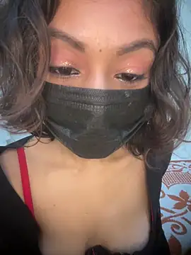 SIZZLER 1100 online show from December 2, 2025, 8:43 pm