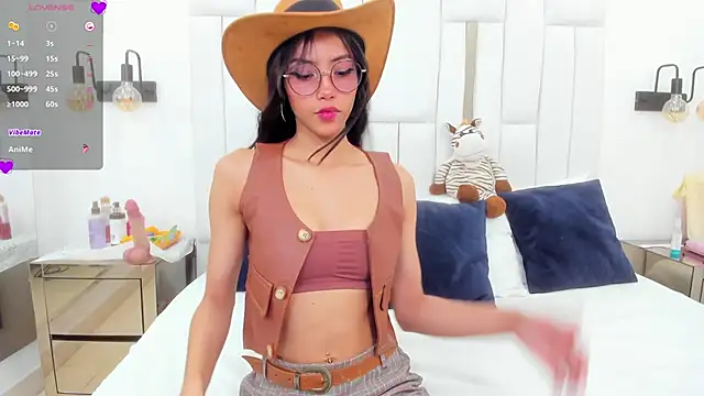 Snapshot of miyu_lu chatting on October 16, 2025, 4:59 pm miyu lu online show from October 16, 2025, 4:59 pm