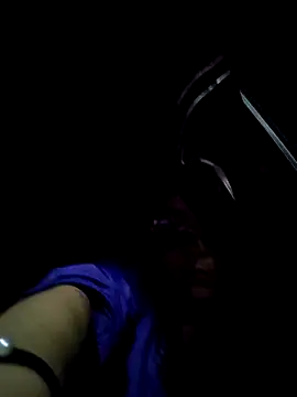 Snapshot of MAFE__29 chatting on December 1, 2025, 12:33 am MAFE 29 online show from December 1, 2025, 12:33 am