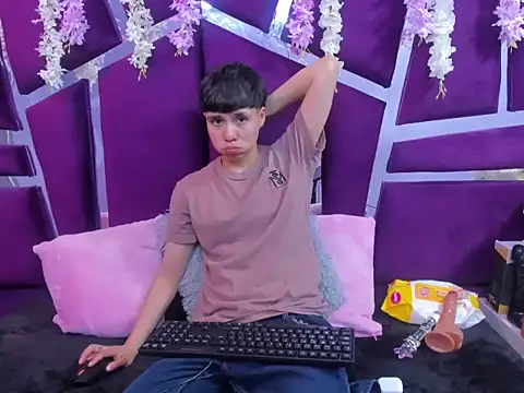 Bruno Cruzz online show from November 15, 2025, 2:26 am