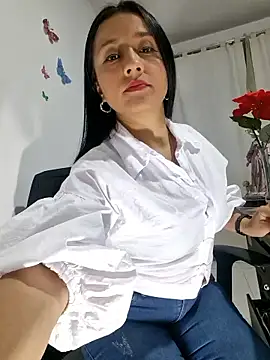 Snapshot of SofiiMilf chatting on January 9, 2026, 2:07 am SofiiMilf online show from January 9, 2026, 2:07 am