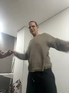 JeanLust online show from February 5, 2026, 1:23 am