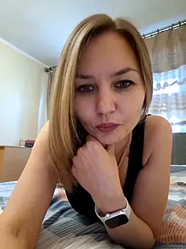 VeroLoverx online show from September 26, 2025, 12:45 pm