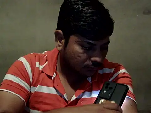 Snapshot of Ajmersingh335512 chatting on October 23, 2025, 5:44 pm Ajmersingh335512 online show from October 23, 2025, 5:44 pm