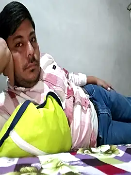 Snapshot of Ajmersingh335512 chatting on October 24, 2025, 8:02 am Ajmersingh335512 online show from October 24, 2025, 8:02 am