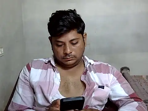 Snapshot of Ajmersingh335512 chatting on October 16, 2025, 7:05 am Ajmersingh335512 online show from October 16, 2025, 7:05 am