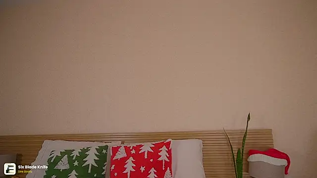 Snapshot of Seducktive chatting on December 16, 2025, 8:35 pm Seducktive online show from December 16, 2025, 8:35 pm