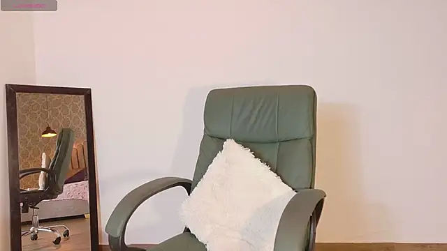 katia green1 online show from January 13, 2026, 8:02 pm