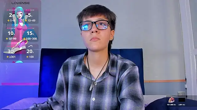 Tsuki Maru online show from November 18, 2025, 2:53 pm