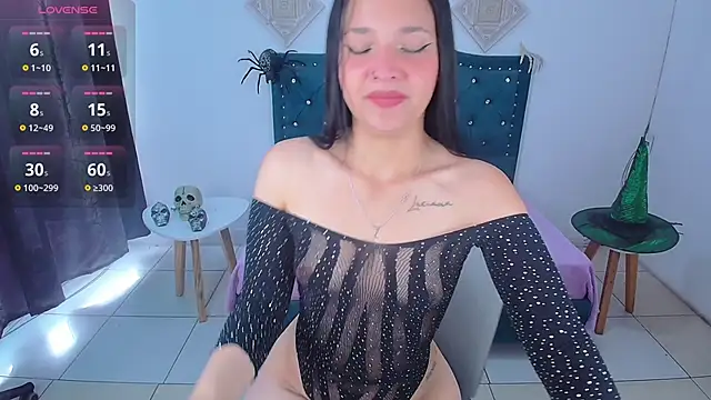 IamBunny f w online show from October 30, 2025, 1:31 pm