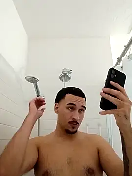 Jadriel23 online show from October 5, 2025, 4:36 am