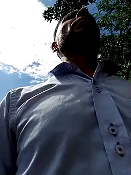 Snapshot of AlphaAlterX chatting on September 10, 2025, 7:13 pm AlphaAlterX online show from September 10, 2025, 7:13 pm