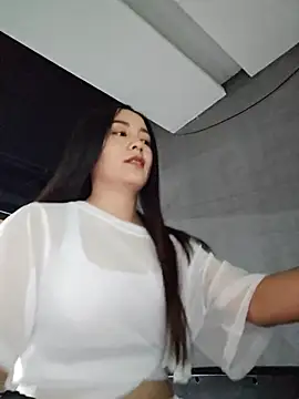 bingxin- online show from October 12, 2025, 5:09 am